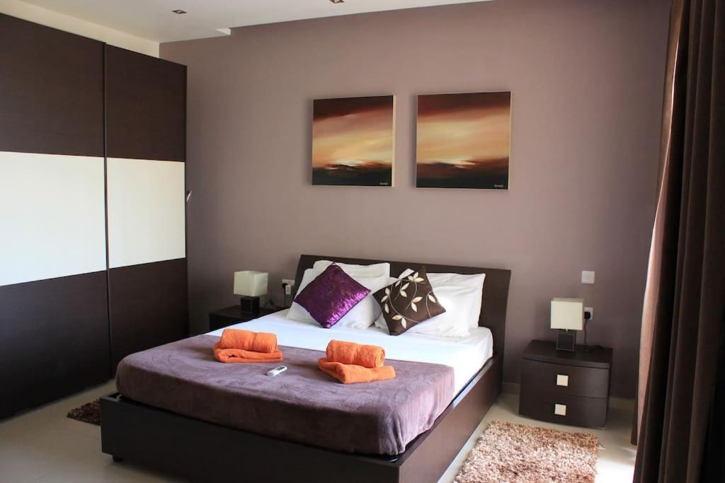 סליאמה Sunny 2 Bedroom, 2 Bathrooms, Seaside Apt. מראה חיצוני תמונה
