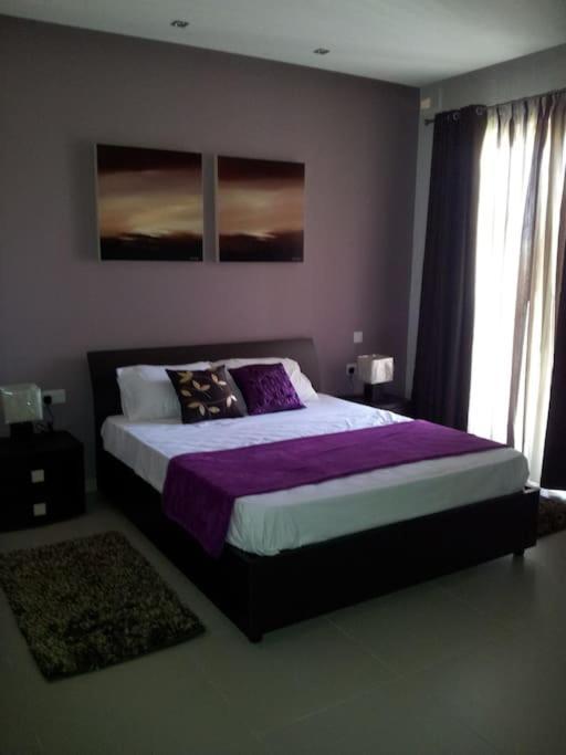 סליאמה Sunny 2 Bedroom, 2 Bathrooms, Seaside Apt. מראה חיצוני תמונה