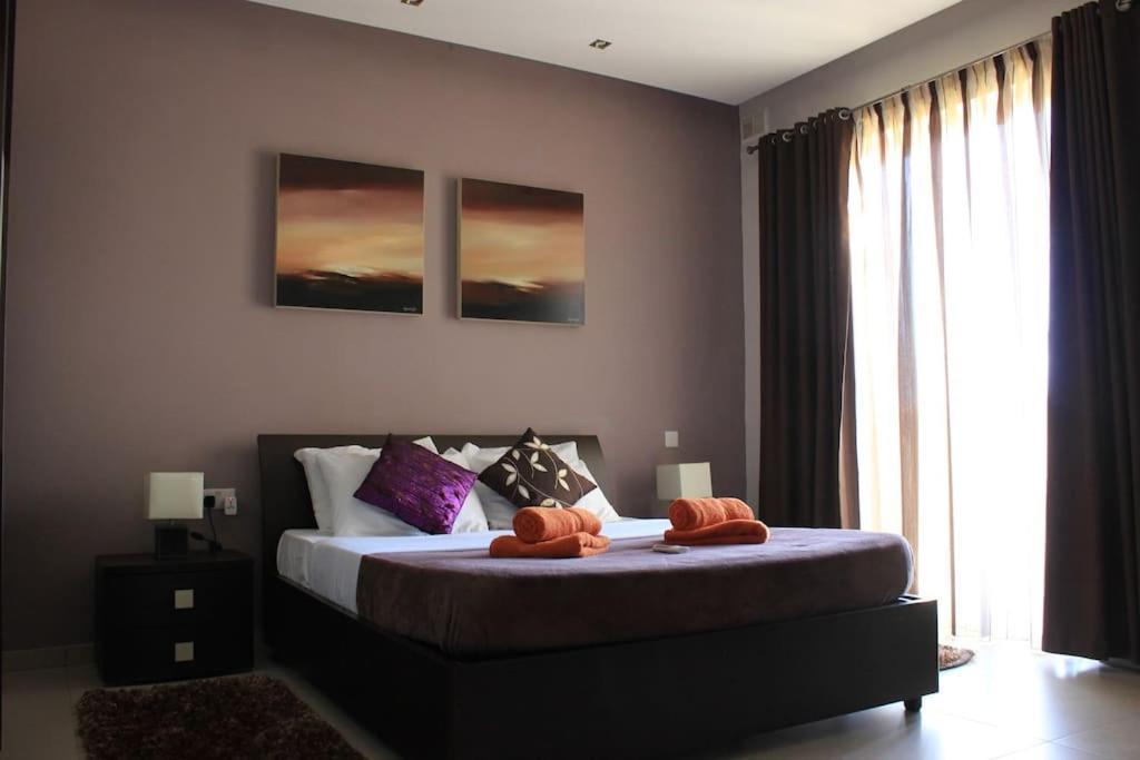 סליאמה Sunny 2 Bedroom, 2 Bathrooms, Seaside Apt. מראה חיצוני תמונה