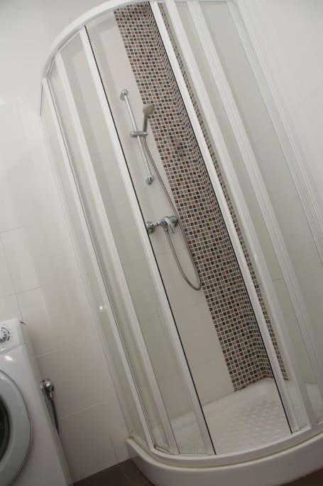 סליאמה Sunny 2 Bedroom, 2 Bathrooms, Seaside Apt. מראה חיצוני תמונה