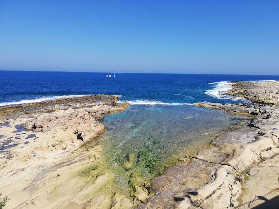 סליאמה Sunny 2 Bedroom, 2 Bathrooms, Seaside Apt. מראה חיצוני תמונה